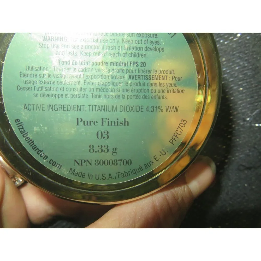 Elizabeth Arden pieces cosmetic there